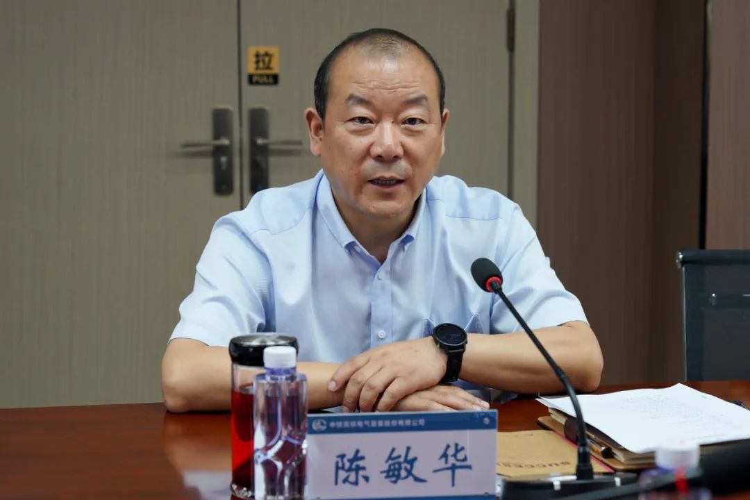 071691369473856527.jpeg 陳敏華進行座談交流.jpg